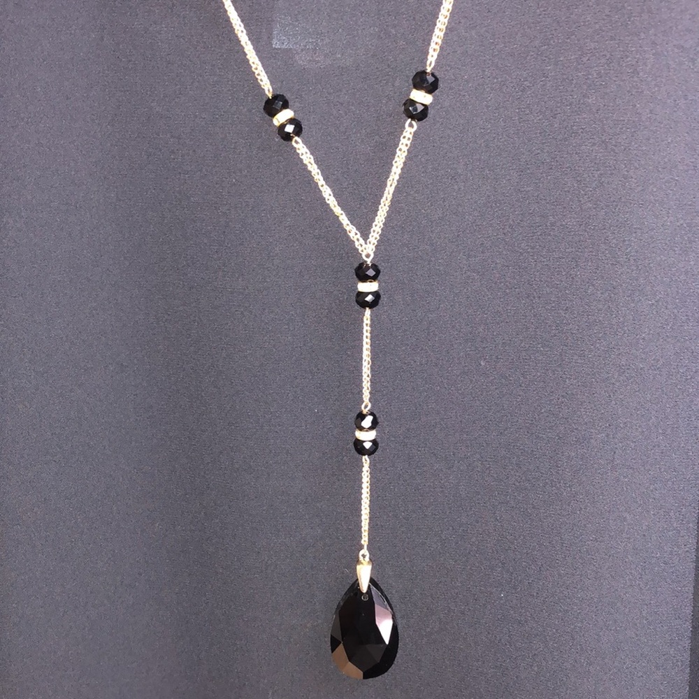 Lovely black and gold necklace - Picture 2 of 3